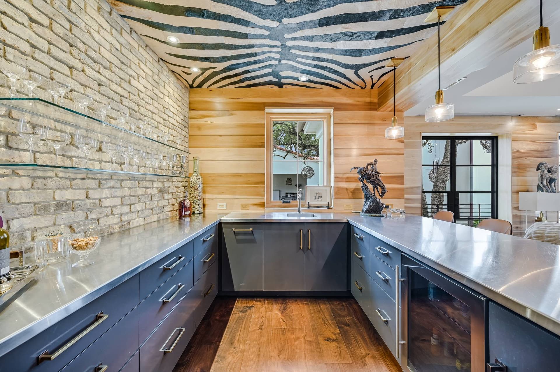 Austin Splendor - Image 18