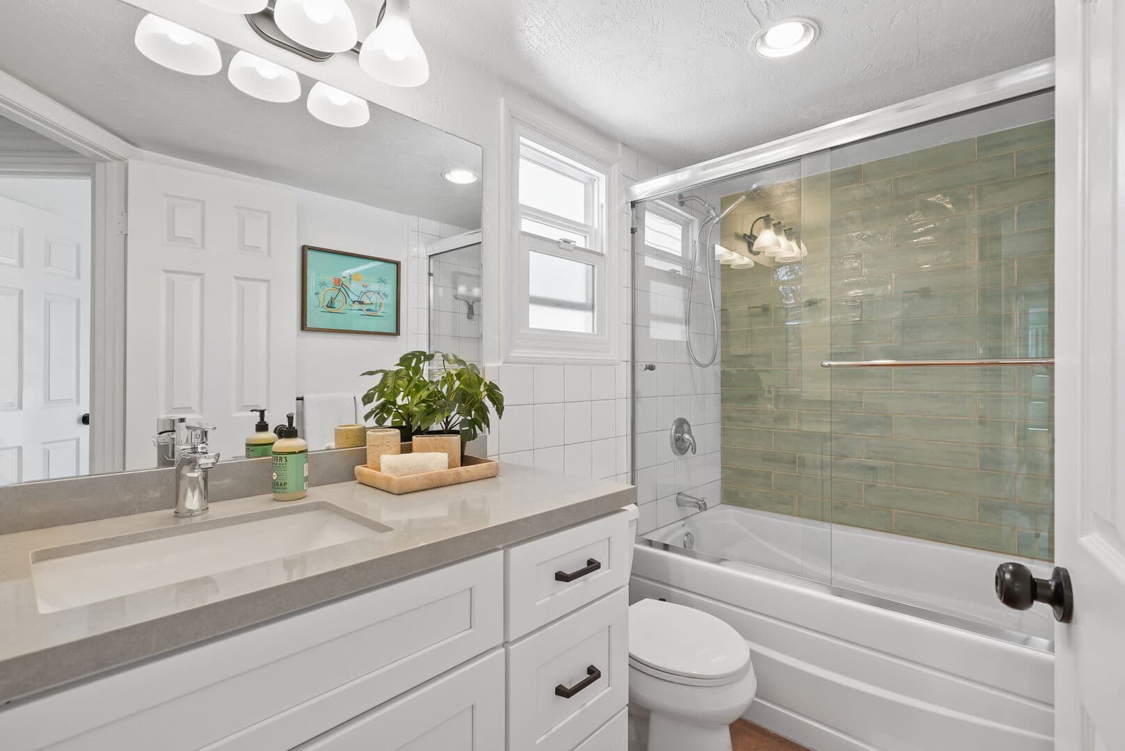 Kolmar Beach Home - Image 21