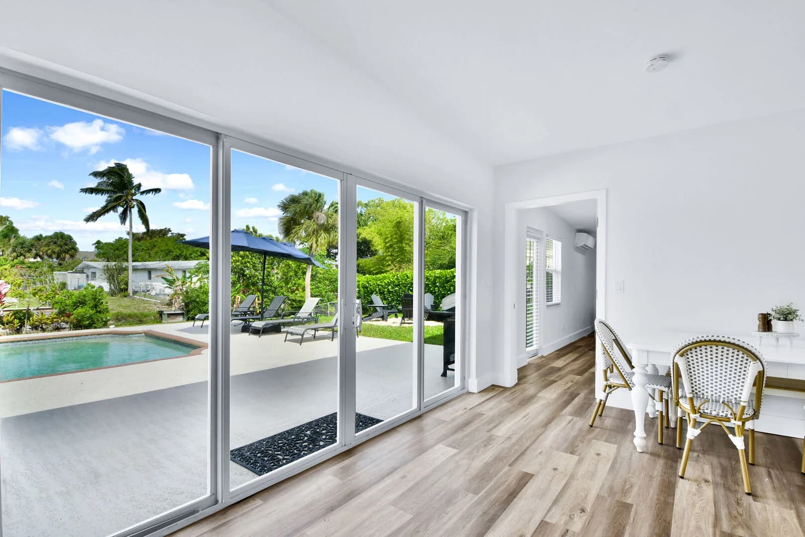 Herder House - Image 8