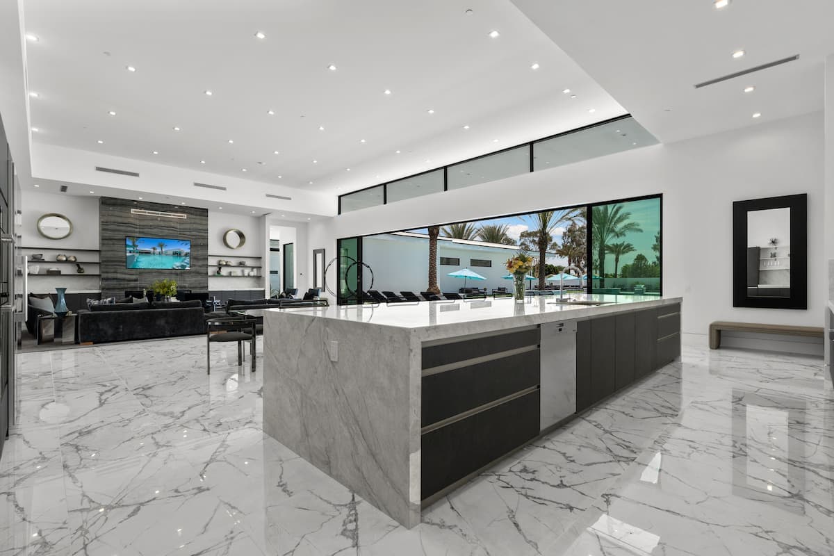 Bravo Villa #12 - Image 7