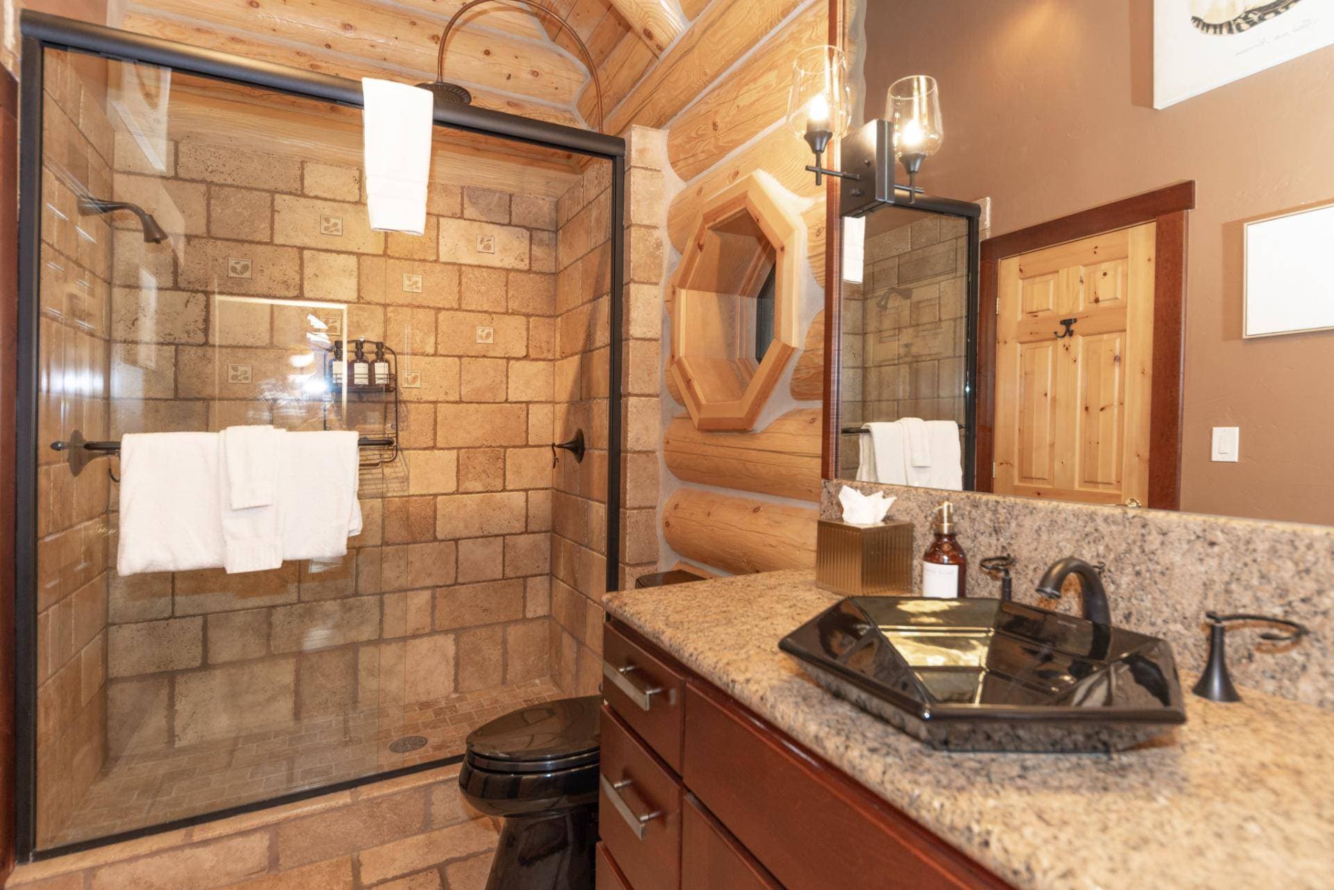 Modern Ski Home - Image 27