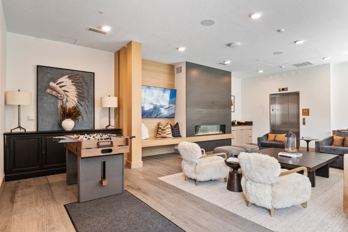 Kings Crown #103 - Image 45