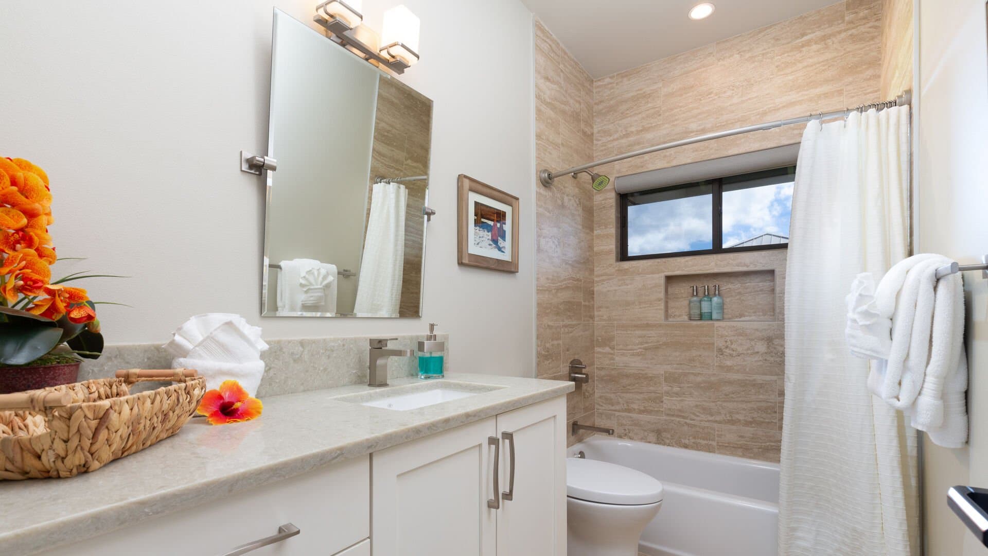 Aloha Paradise - Image 20