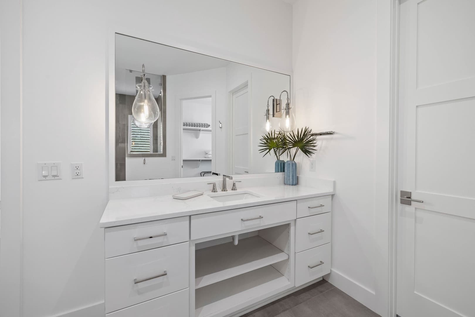 Eyes on Sunrise - Image 72