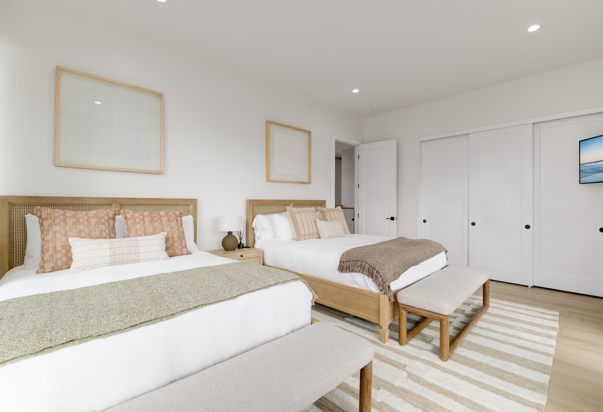 Ocean View Poolside Retreat - Image 23