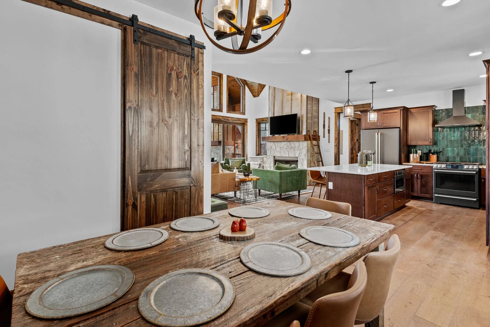 Llama Creek Cabin at Eagles Nest - Image 14