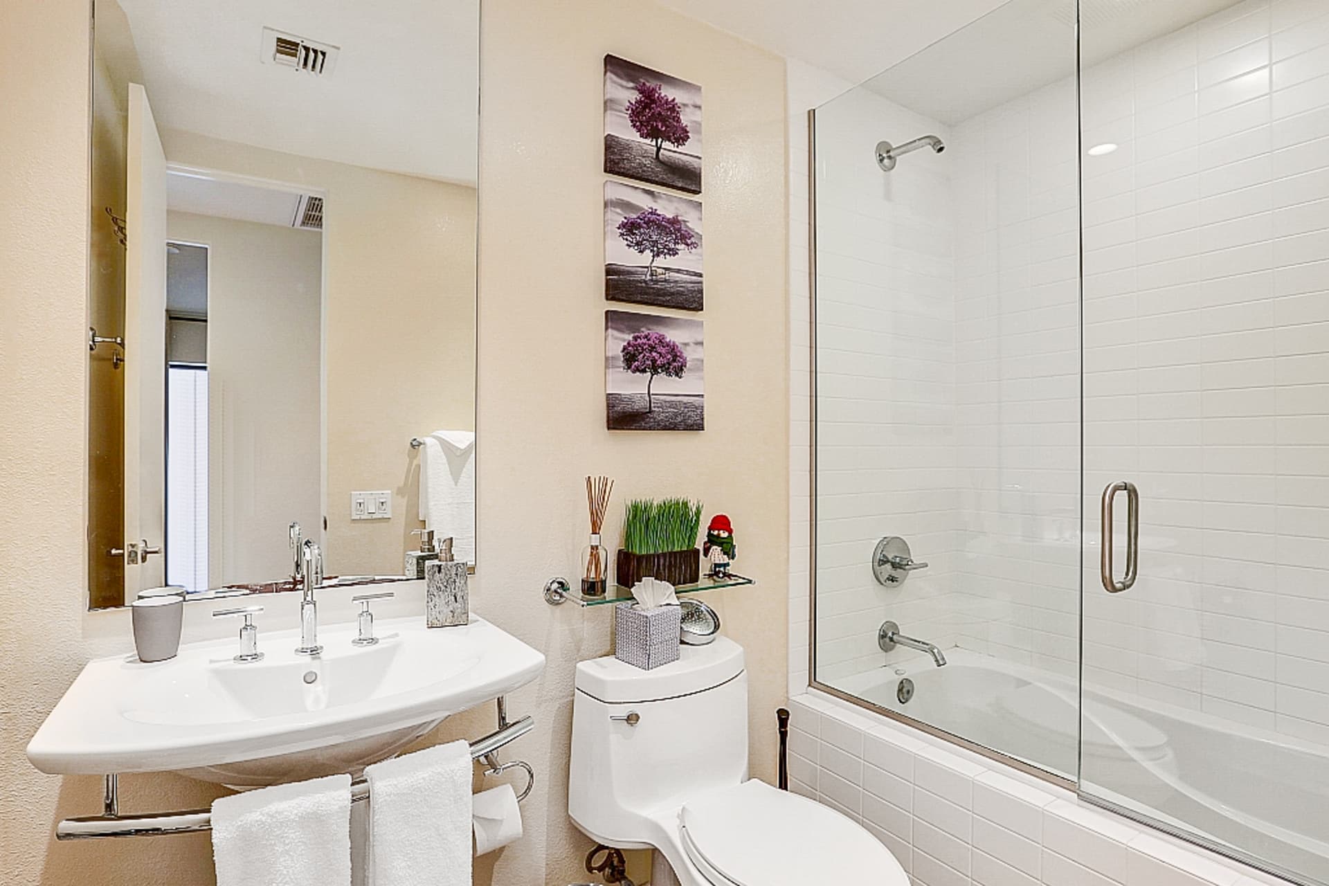 Bev Palm Springs Home - Image 15