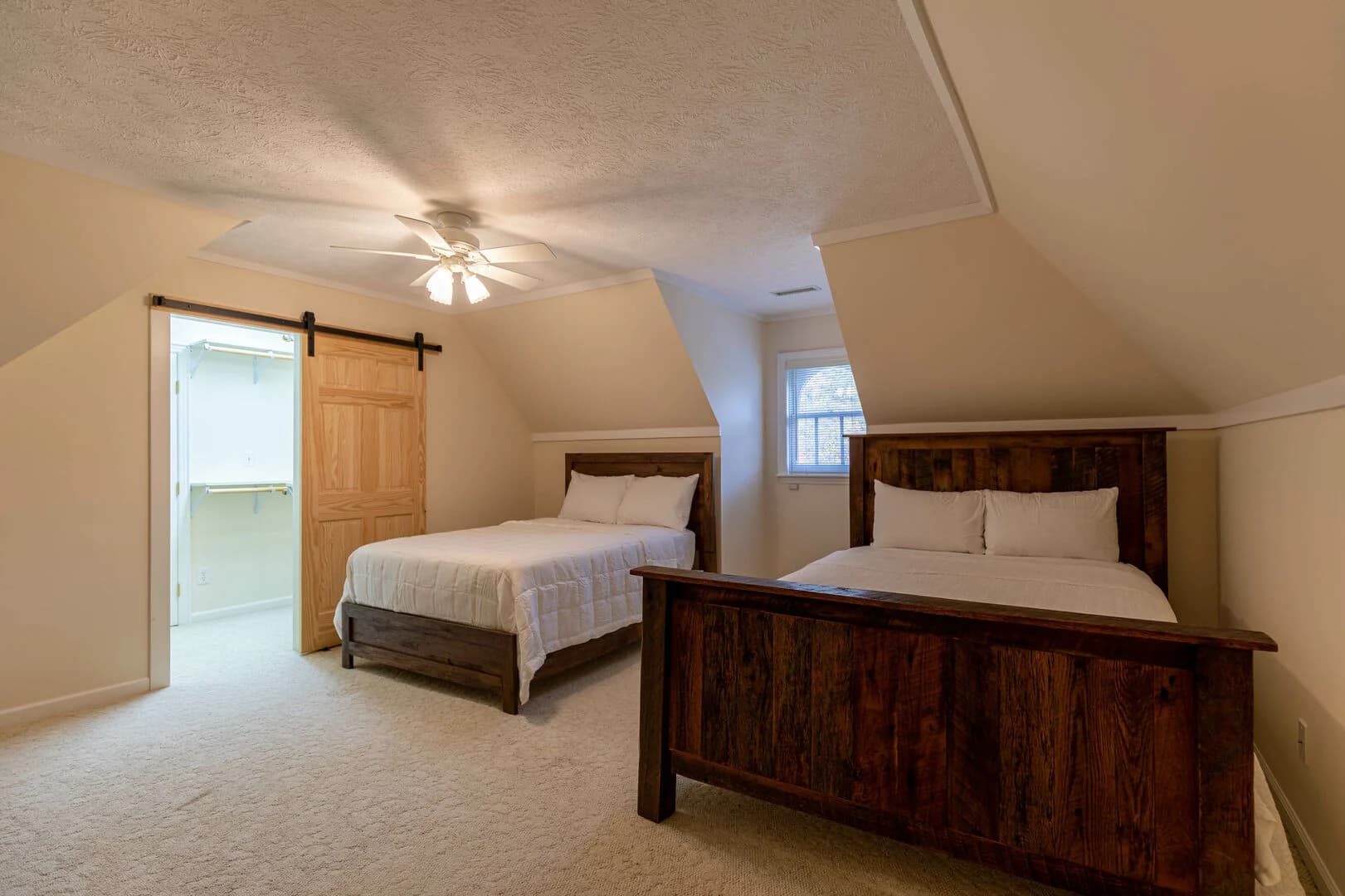 Boone Gem - Image 36