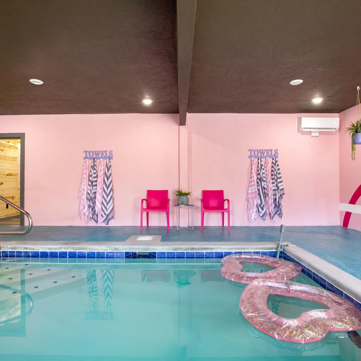 Pink Pines Place - Image 18