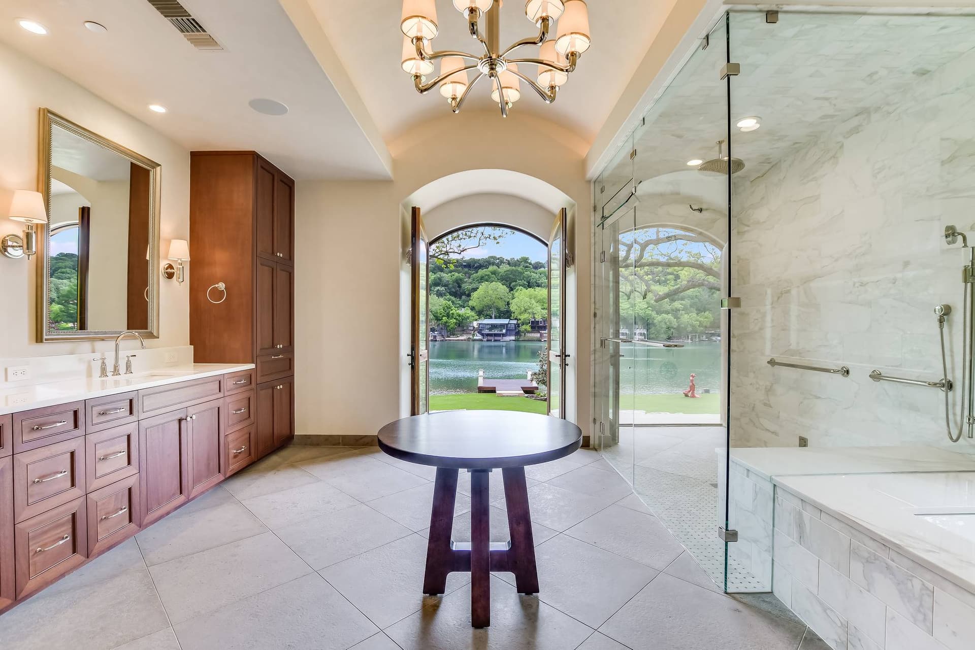 Crown Jewel on Lake Austin - Image 21