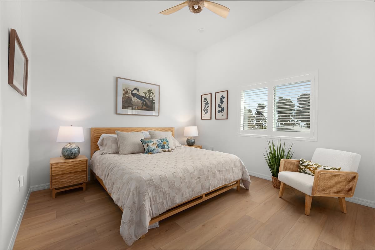 Oceanside Coastal Retreat - Unit B - Image 4