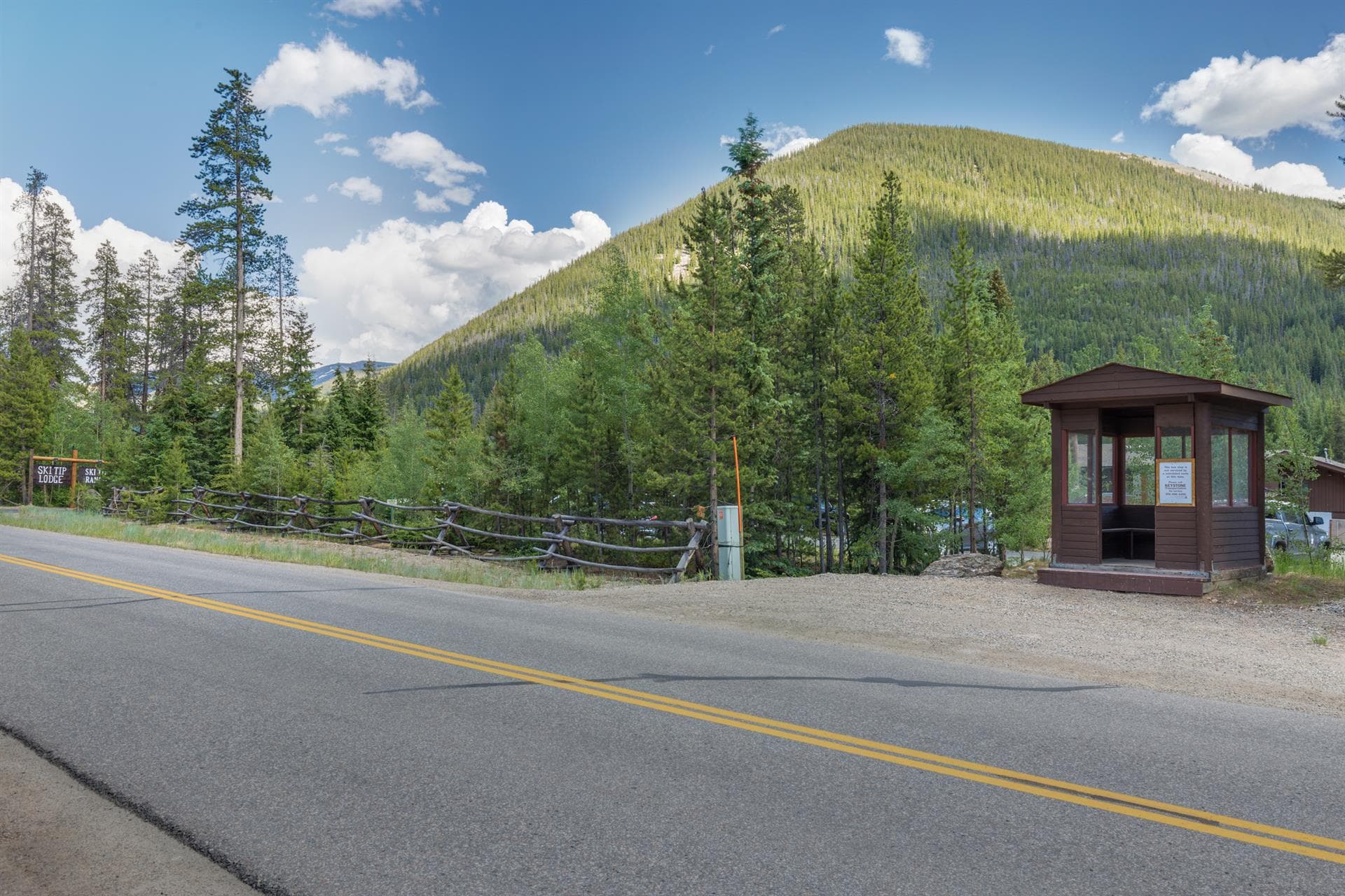 Alpine Vista Haven - Image 32