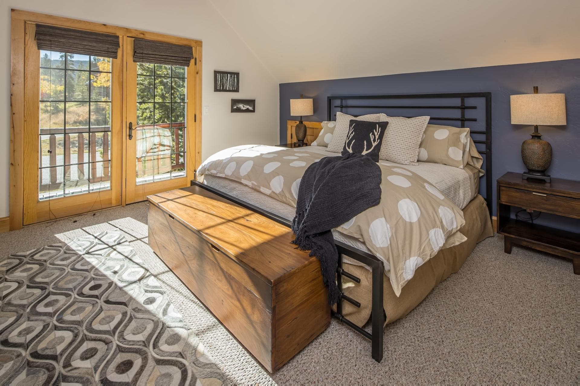 Chief Gull Cabin - Image 22