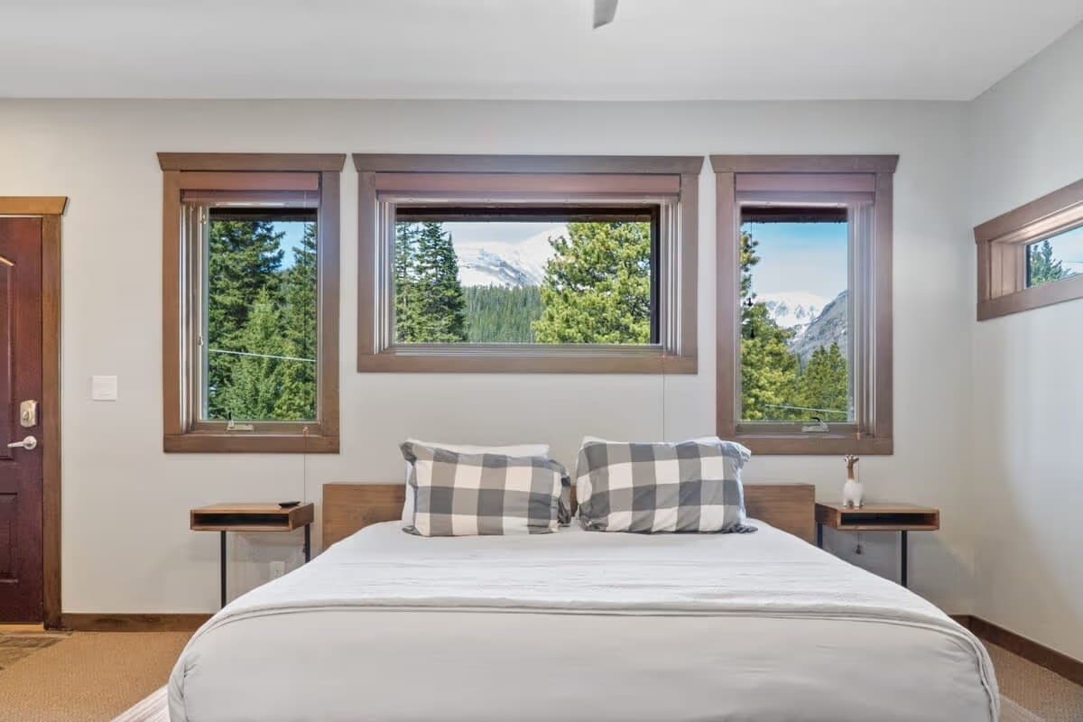 Forestlight Hideaway - Image 18