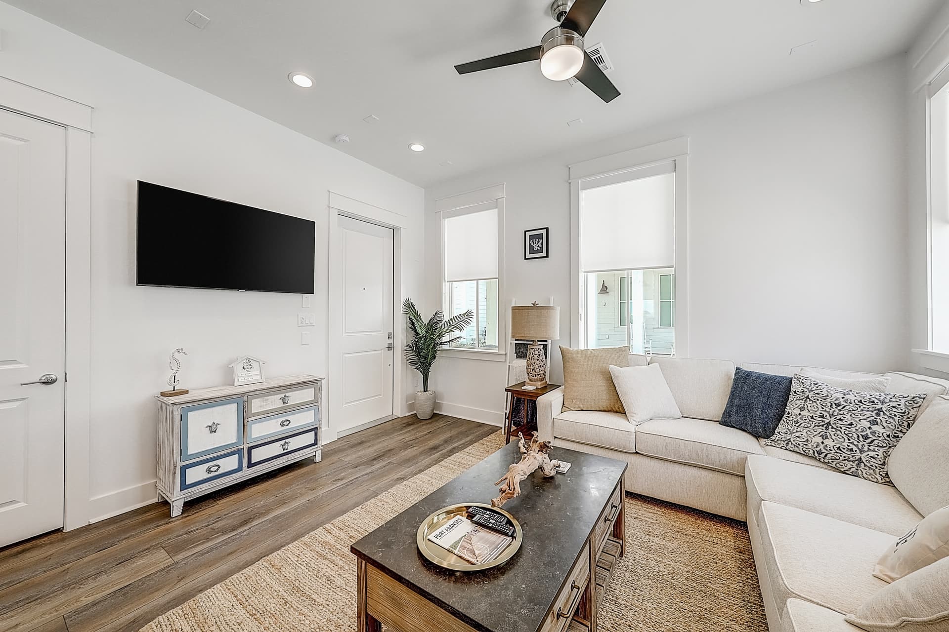 At Ease Home - Image 2