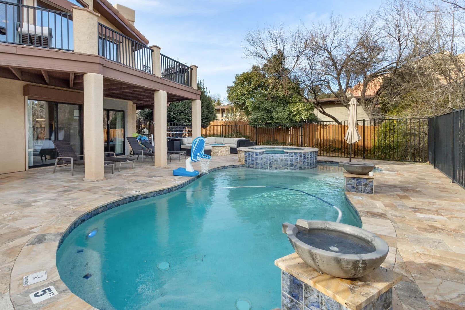 Red Rock Radiance - Image 32