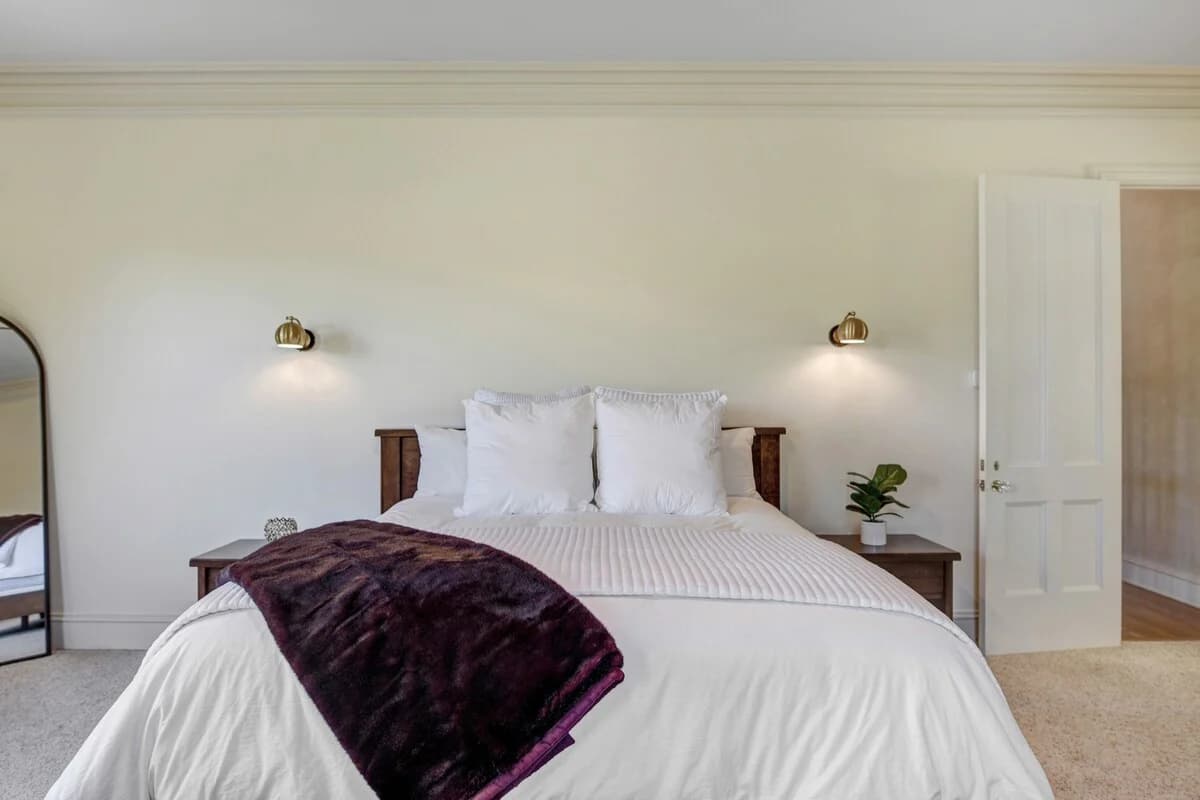 Armstrong Estate - Image 21