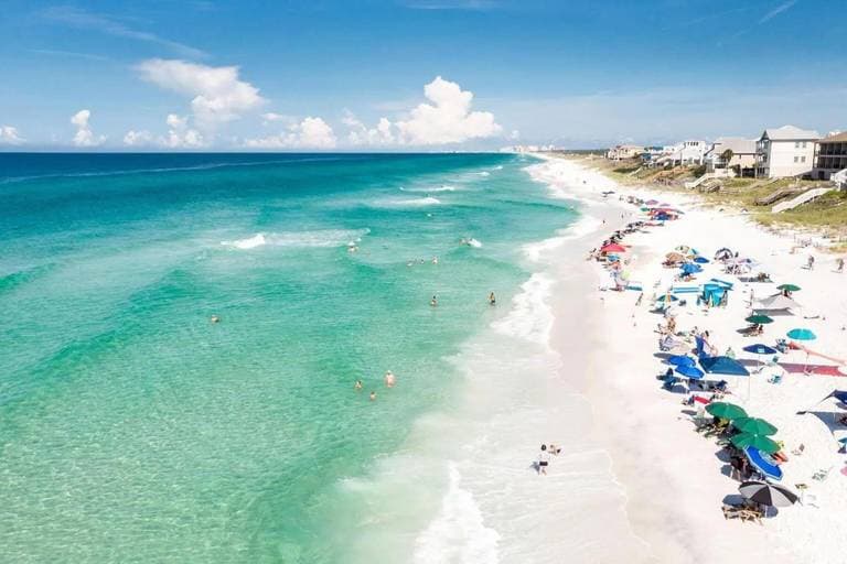 Charming Blue Haven - Image 36