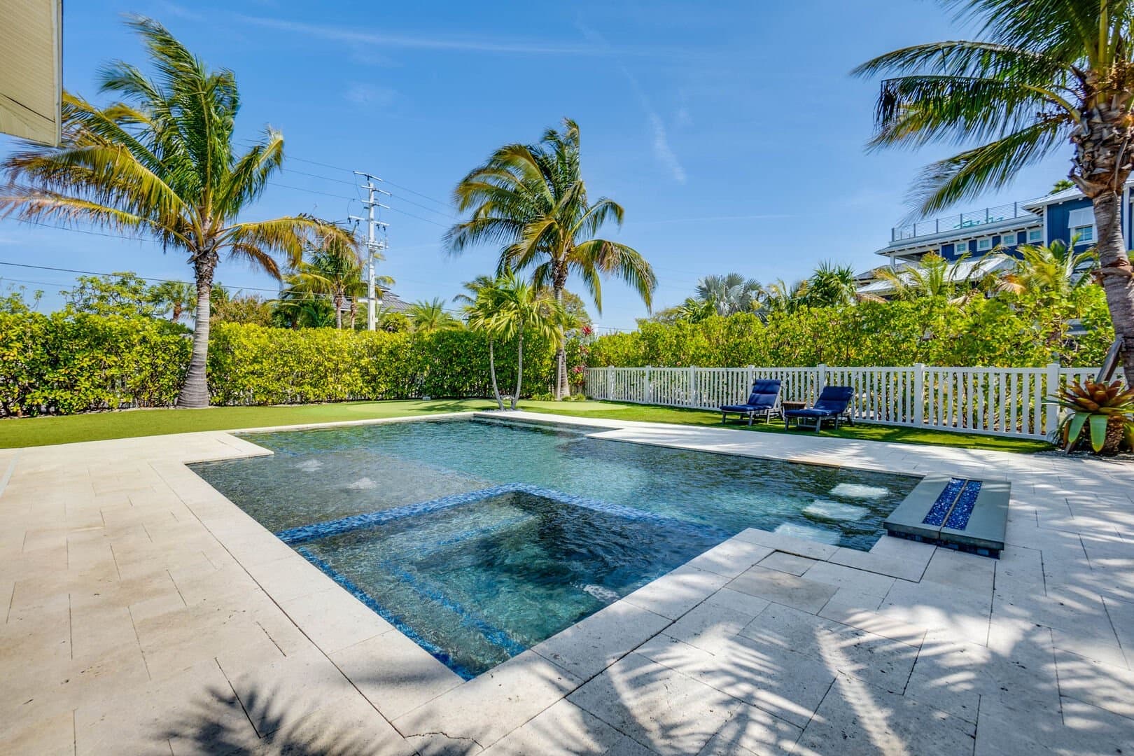 Coconut Cove - Image 34