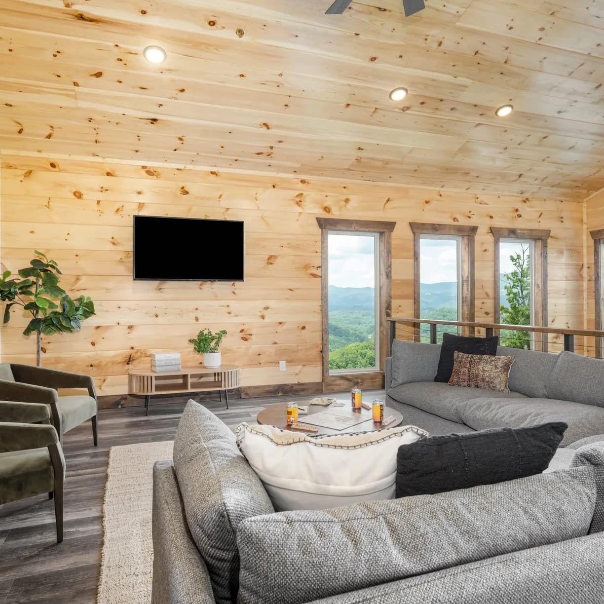 Duval Villa - Image 4