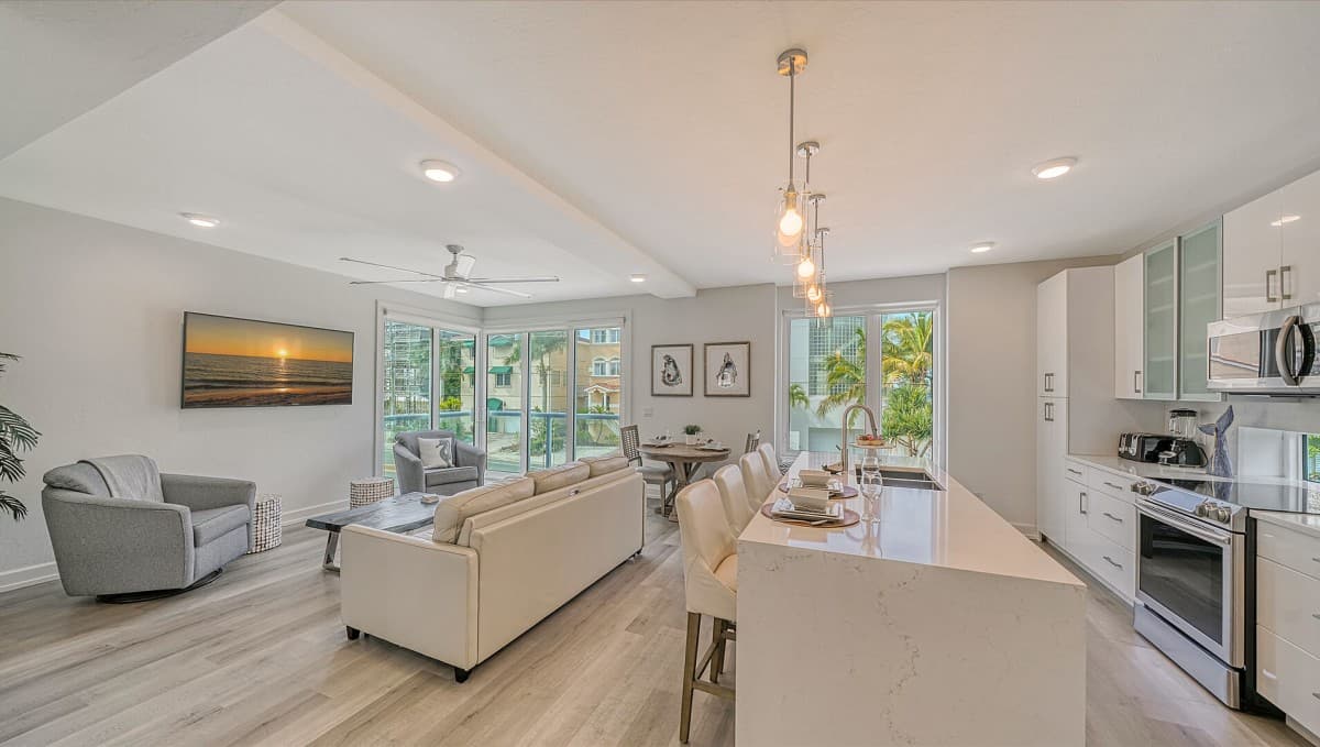 Crystal Sands Home - Image 7