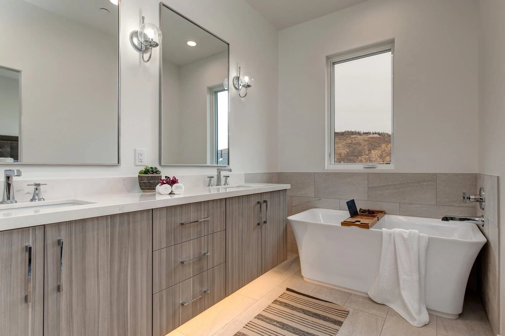 On Cloud Nine - Image 15