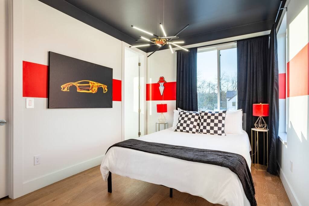 Fun at South 1st Street - Image 27