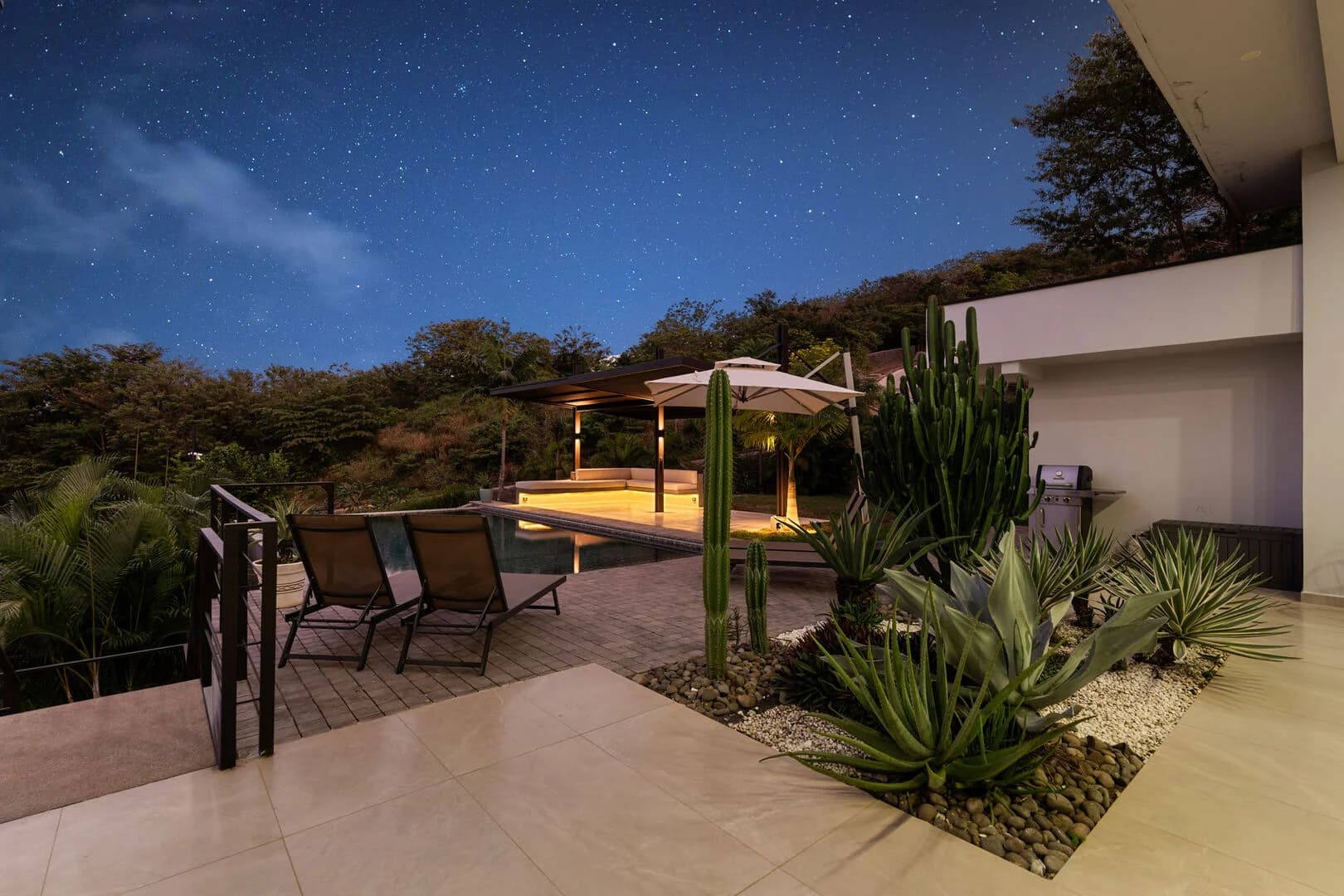 Villa Lux - Image 40