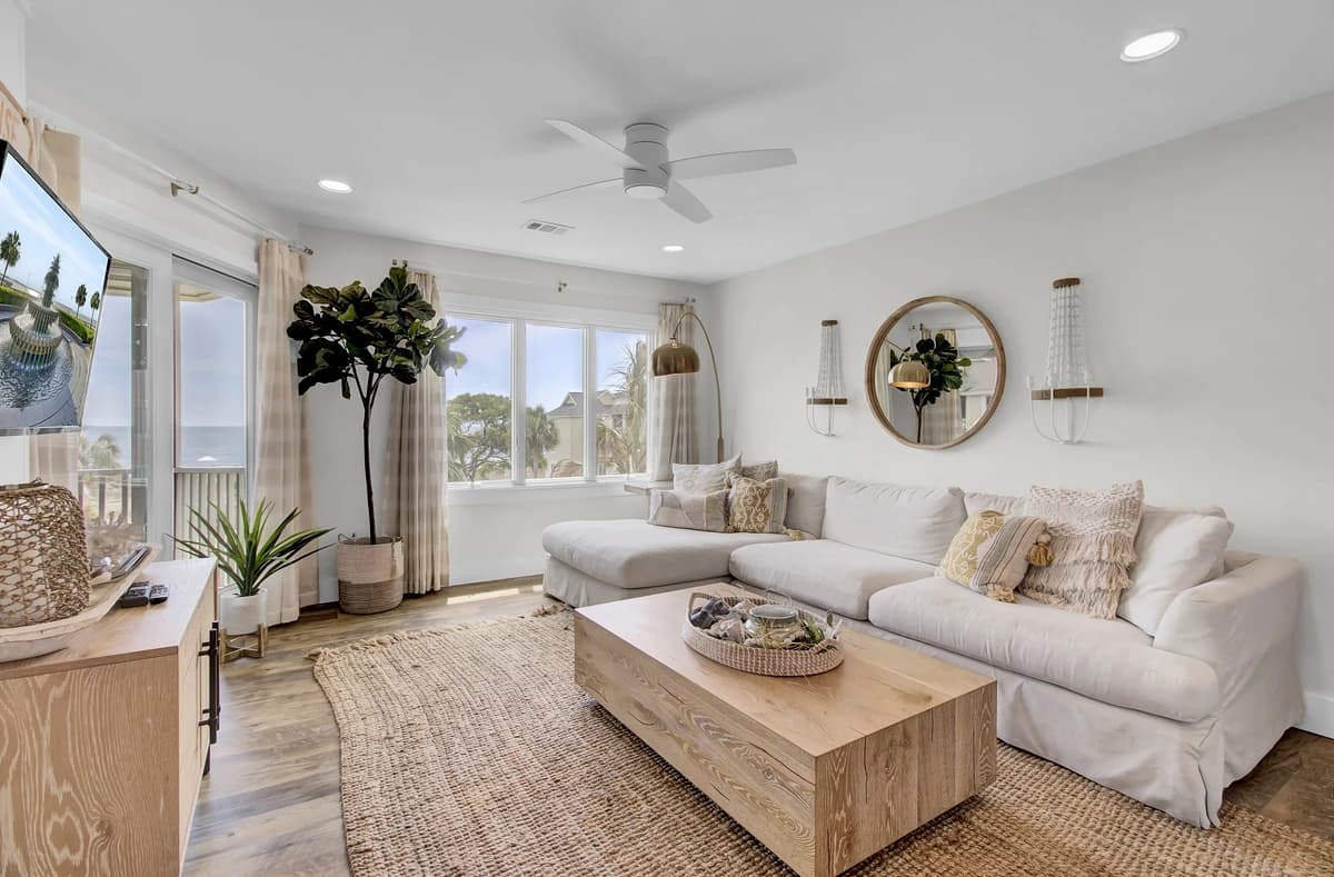 Port O Call #303D - Image 1