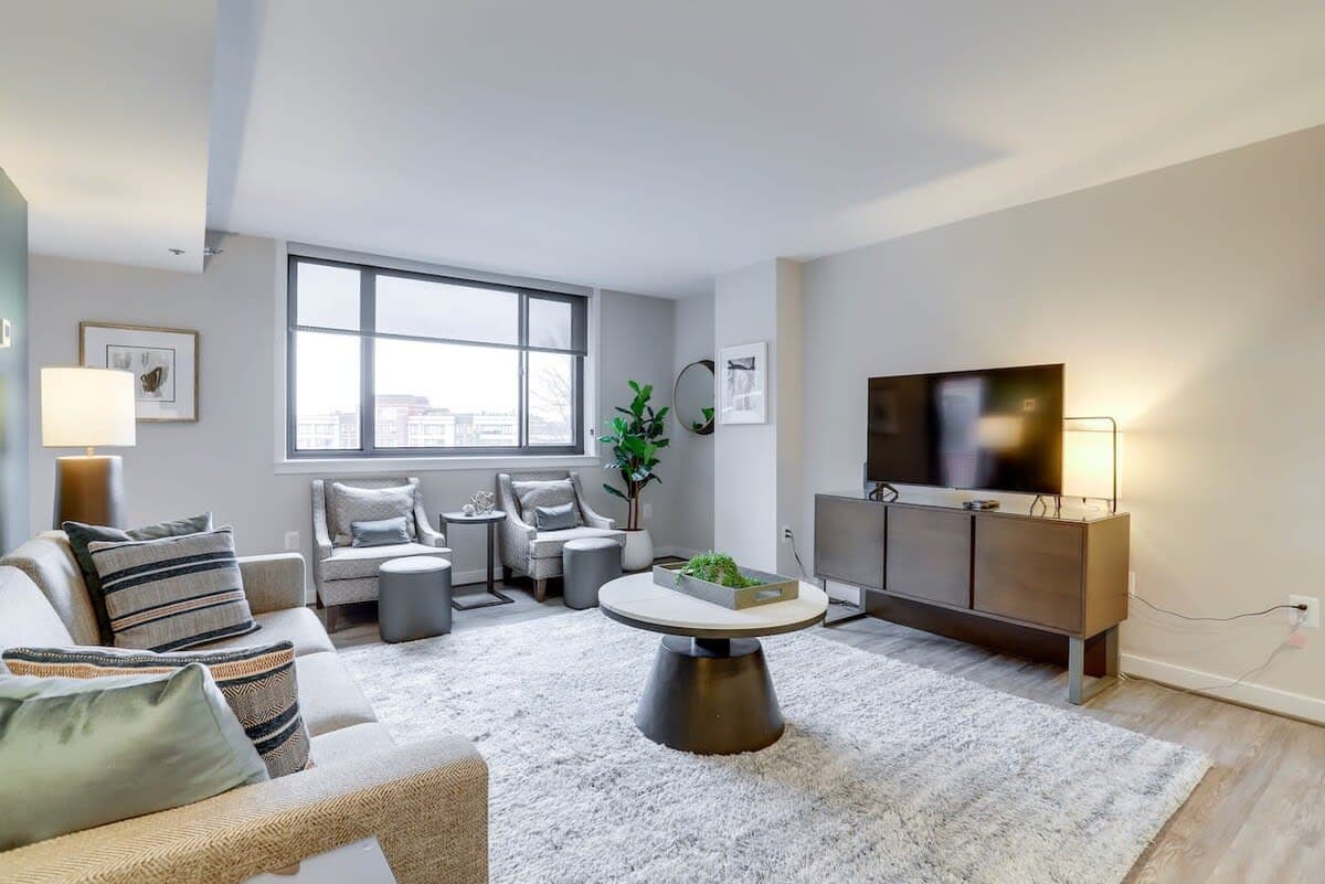 Phoenix Residence - Image 9