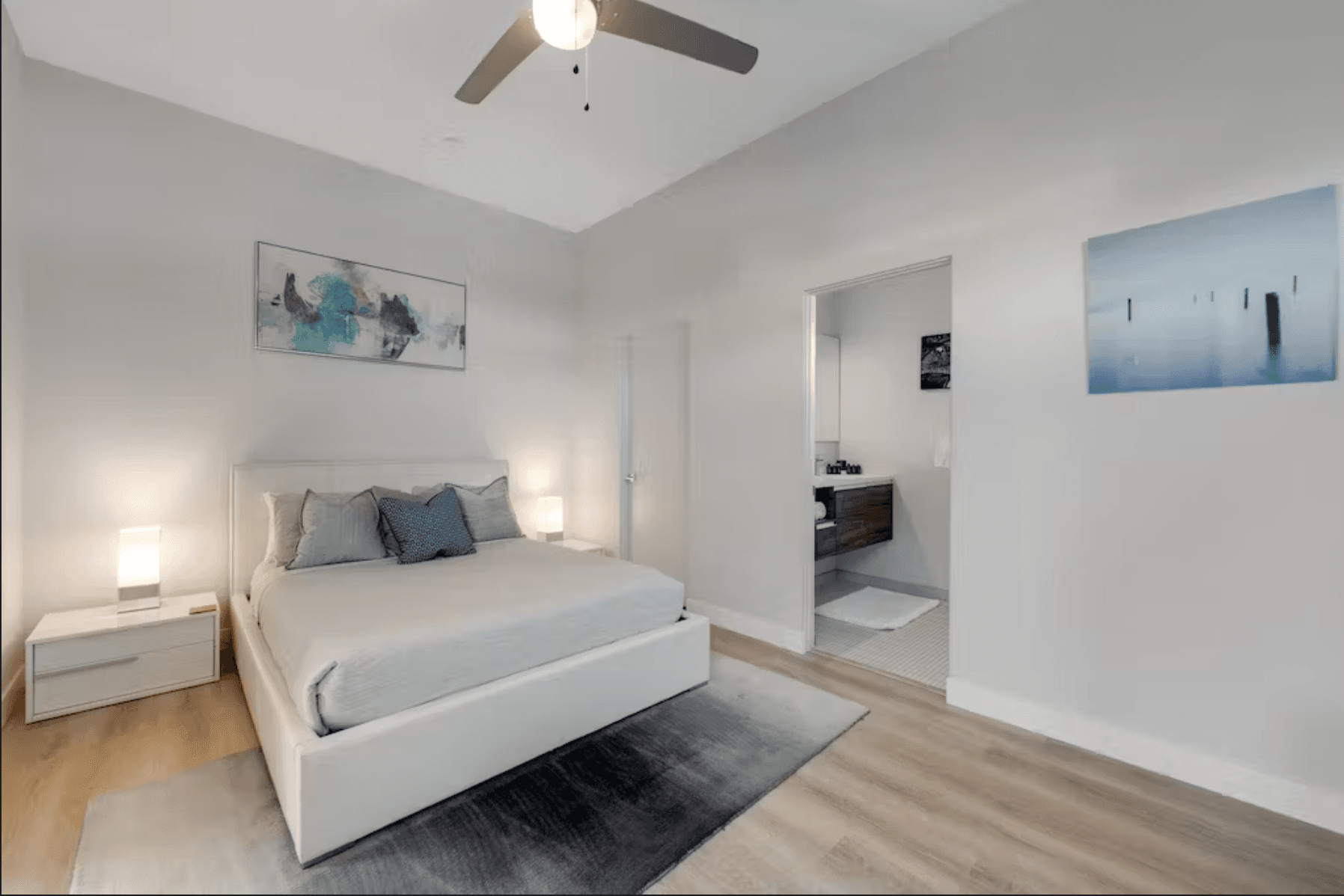 Modern Distinction Home - Image 14