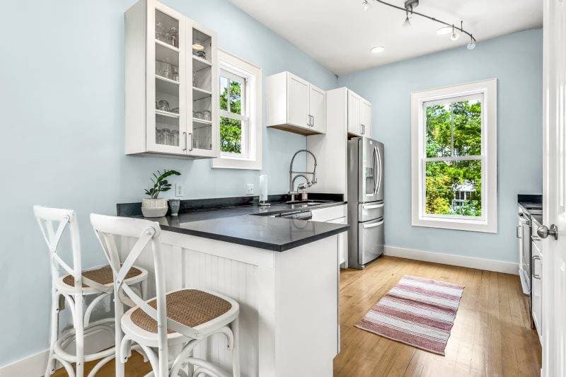 Poppy House - Image 3