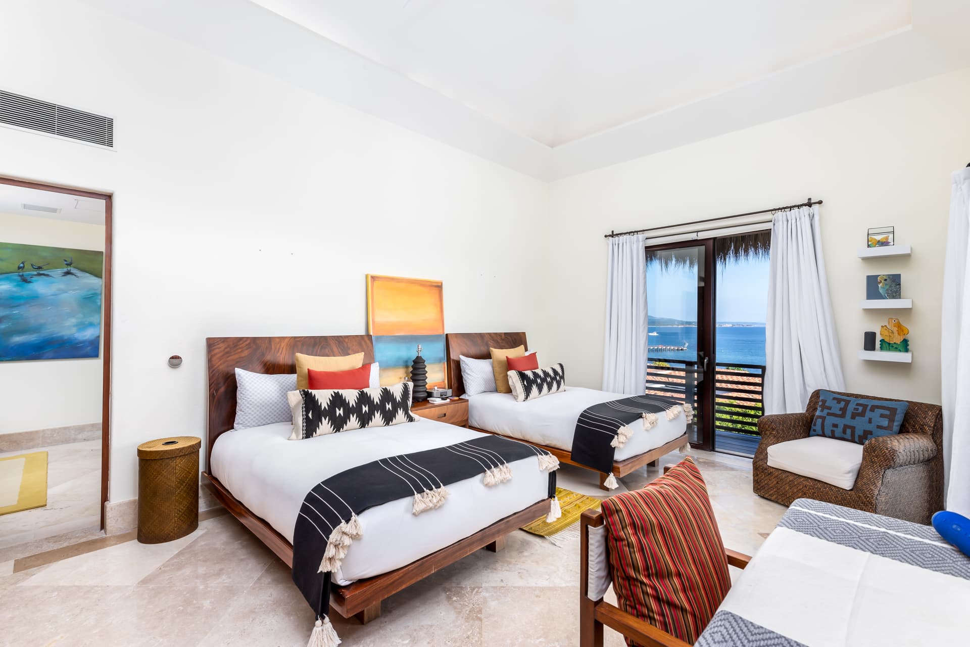 Casa de las Aves - Image 34