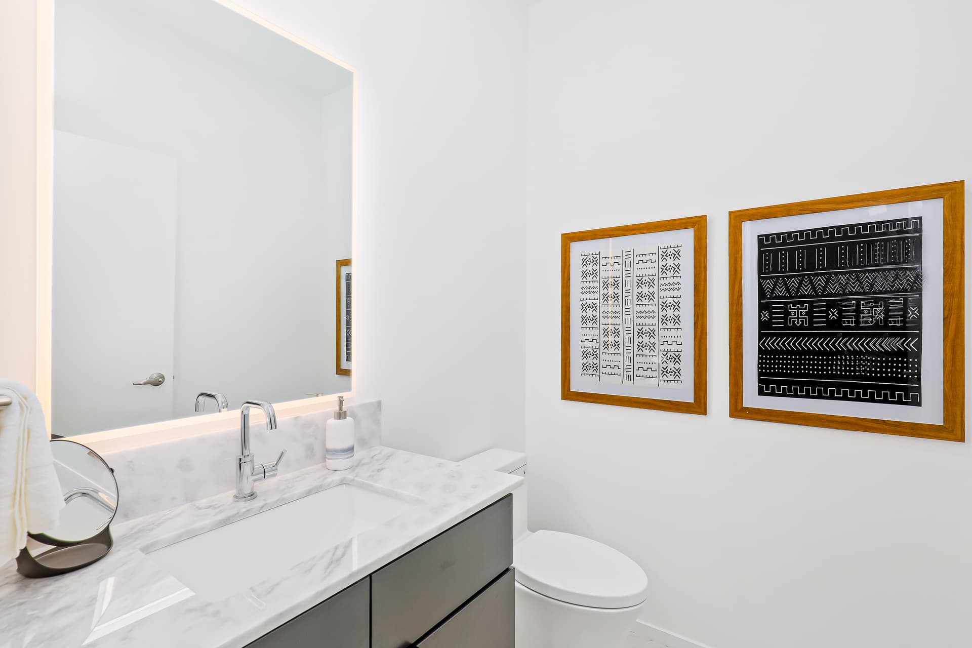 Eve on the River 407 - Image 7