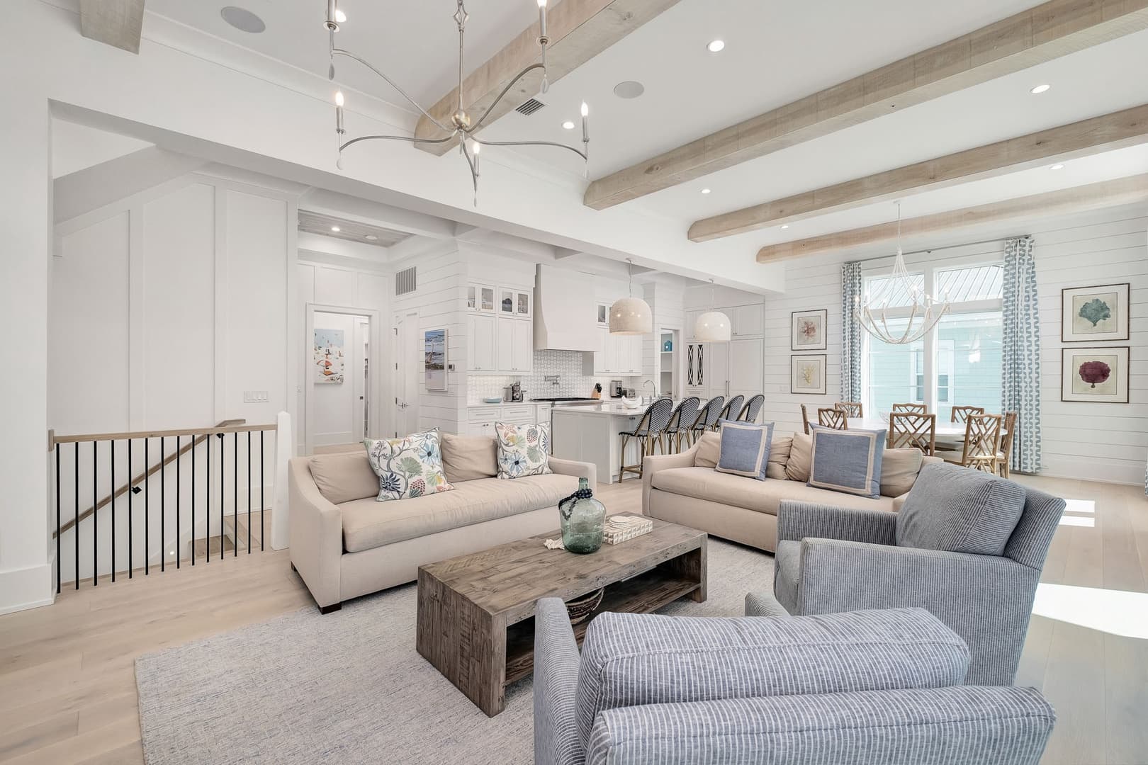 Bearfoot By The Sea - Image 6