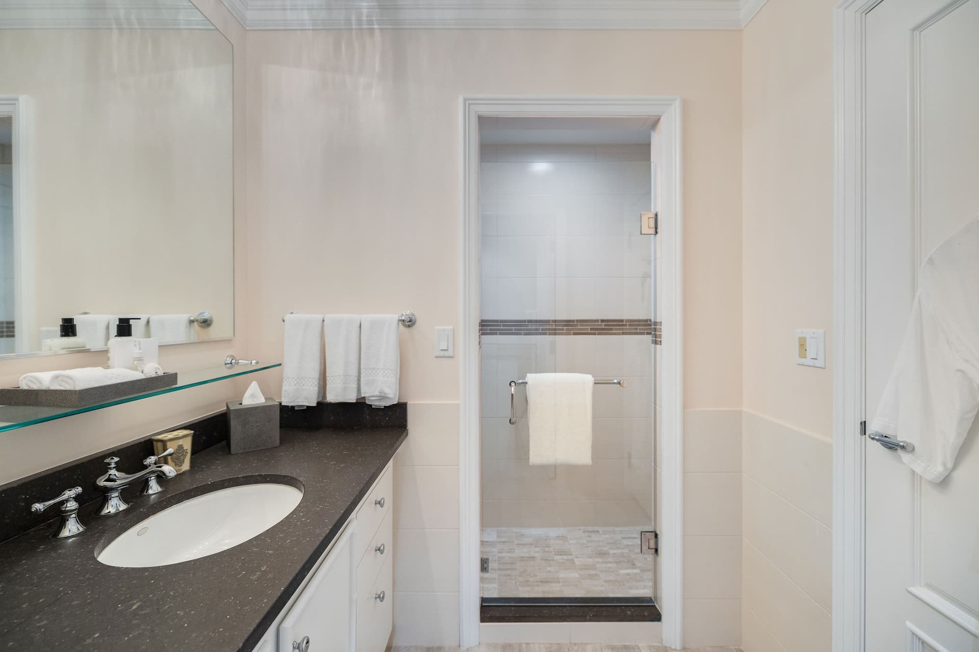 Ritz-Carlton Residence #201 - Image 18