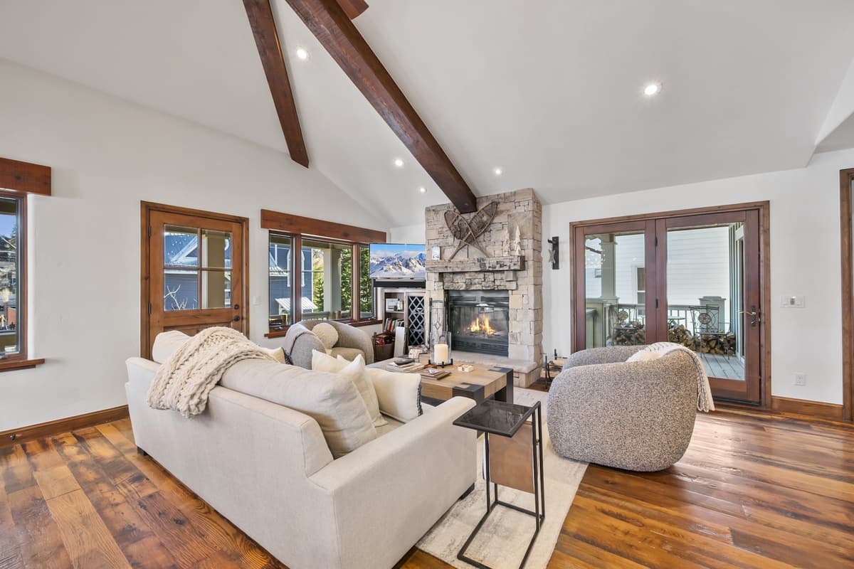 Park Avenue Home - Image 4