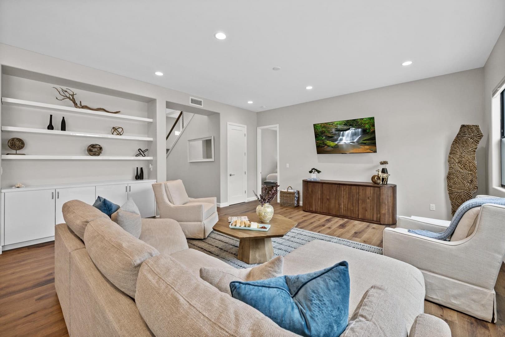 Oasis Del Mar #4 - Image 4