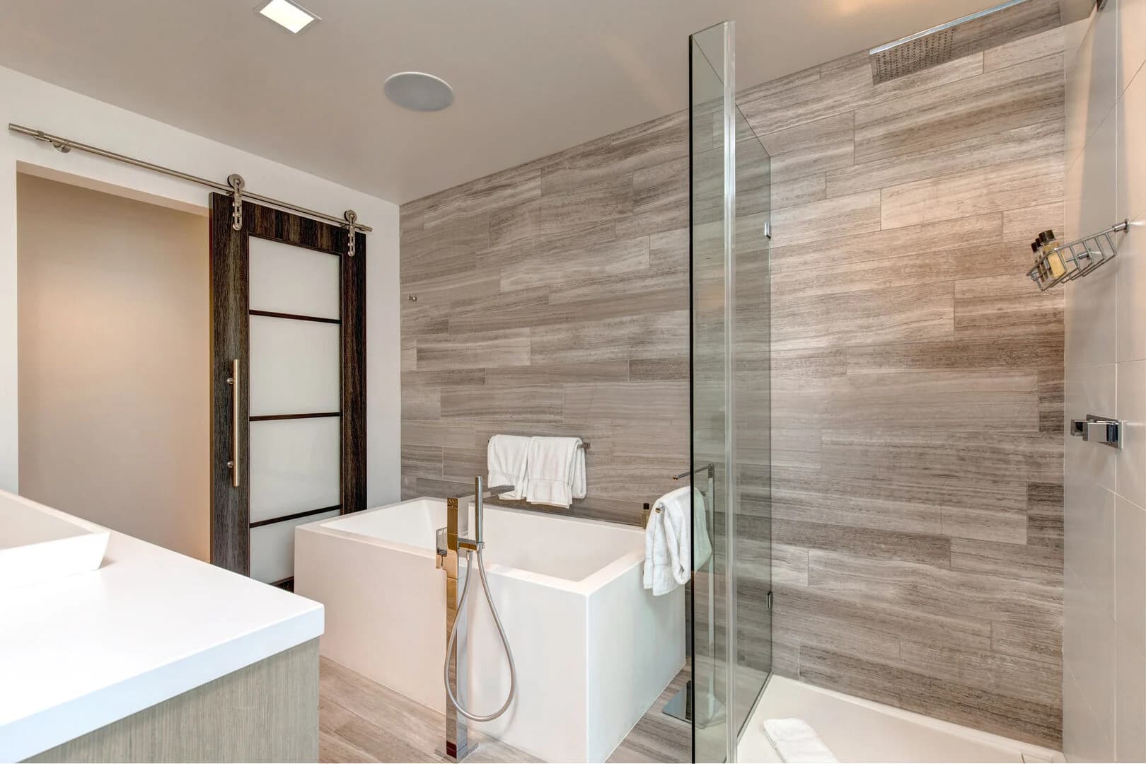 Parkite Penthouse - Image 30