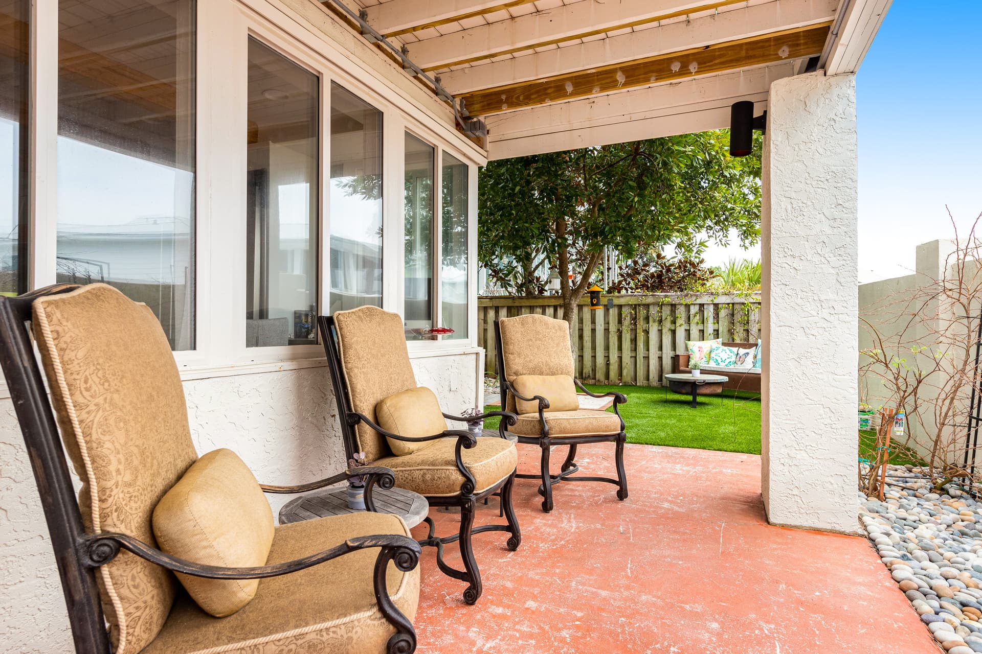 Seaview Hideaway House - Image 30