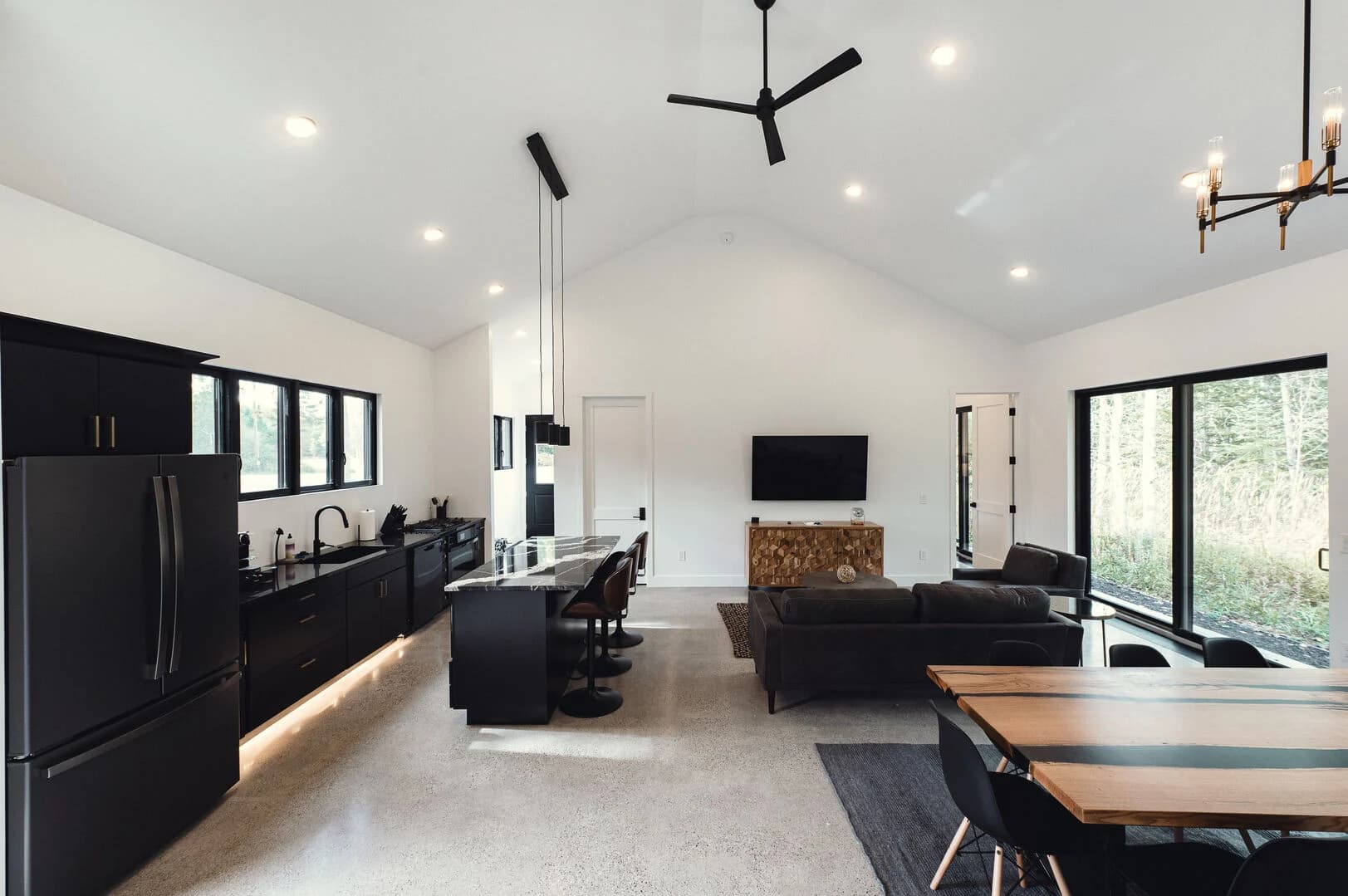 Forks River Haus - Image 10