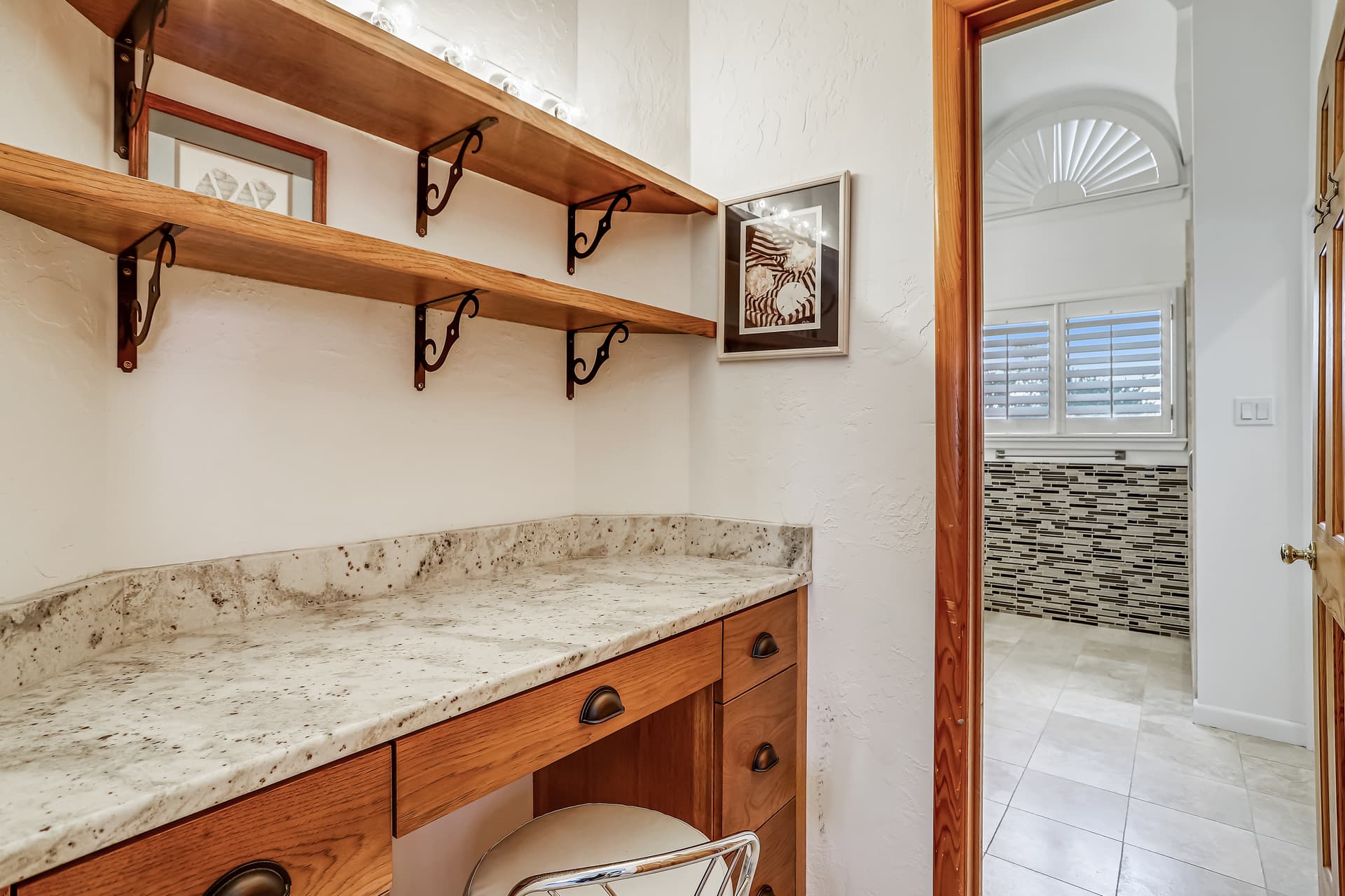 Victoria's View - Image 37