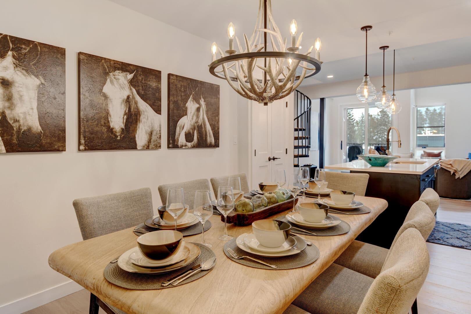 Arrow Luxury Loft #219 - Image 19