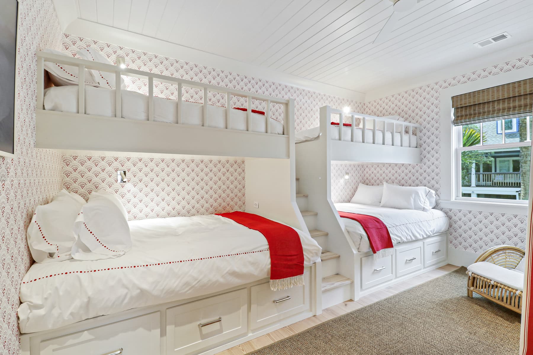 Cassina Sands - Image 30