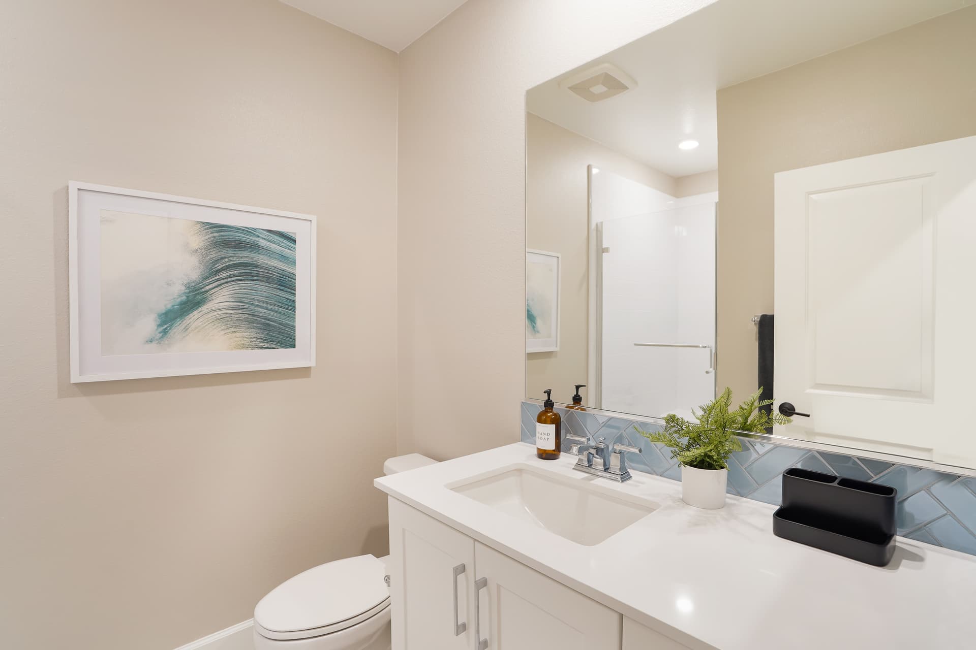 Bayside Cove Getaway - Image 31