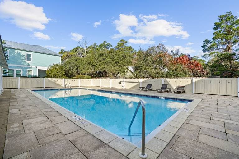 Waterfront House - Image 43