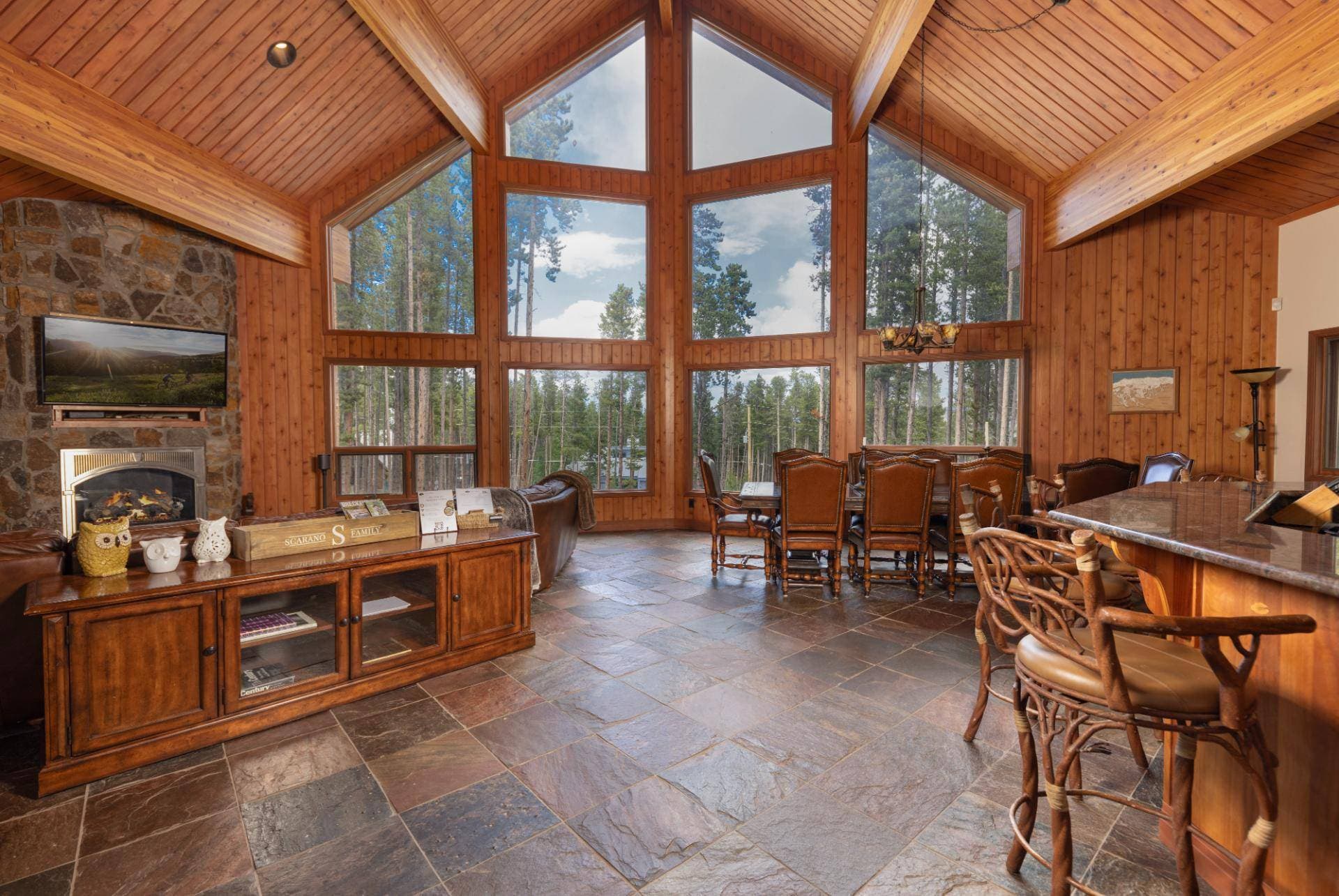 Trailside Lodge - Image 2