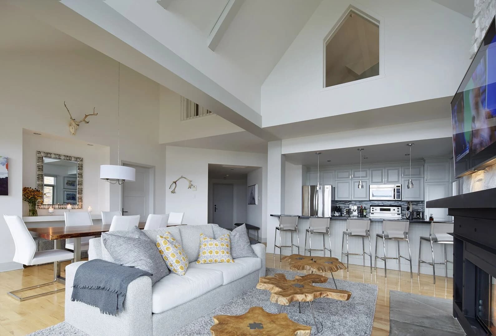 White Altitude - Image 3