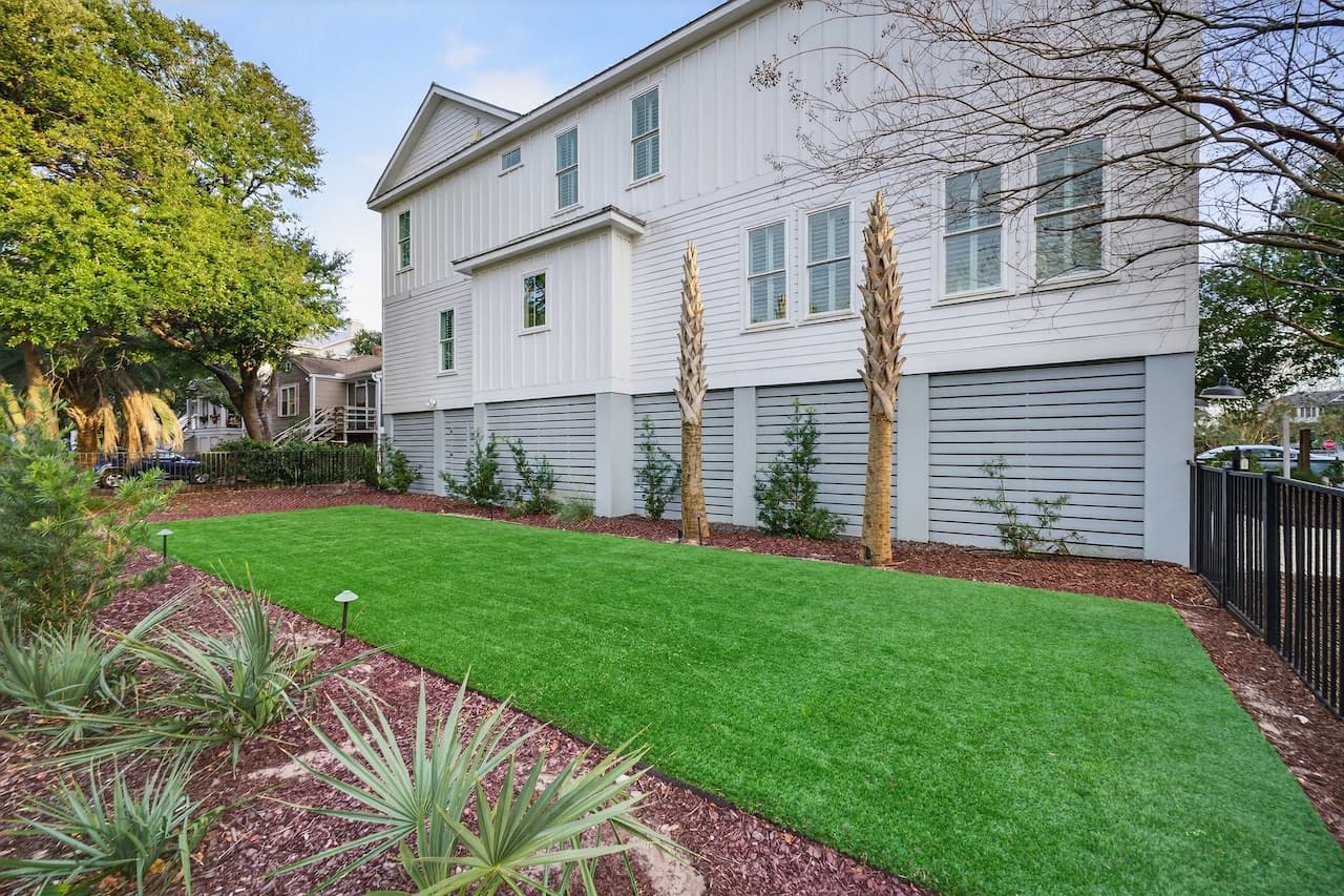 Southern Grace - Image 58