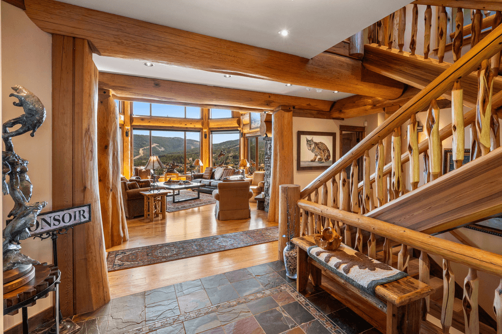 Timberline Lodge - Image 7